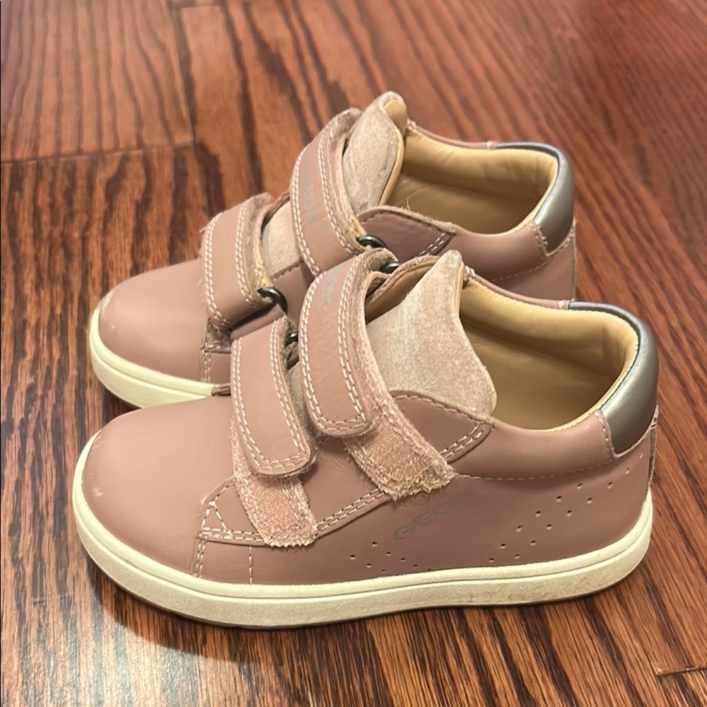 Geox Pink Toddler Sneakers with Velcro Straps size 7 1/2